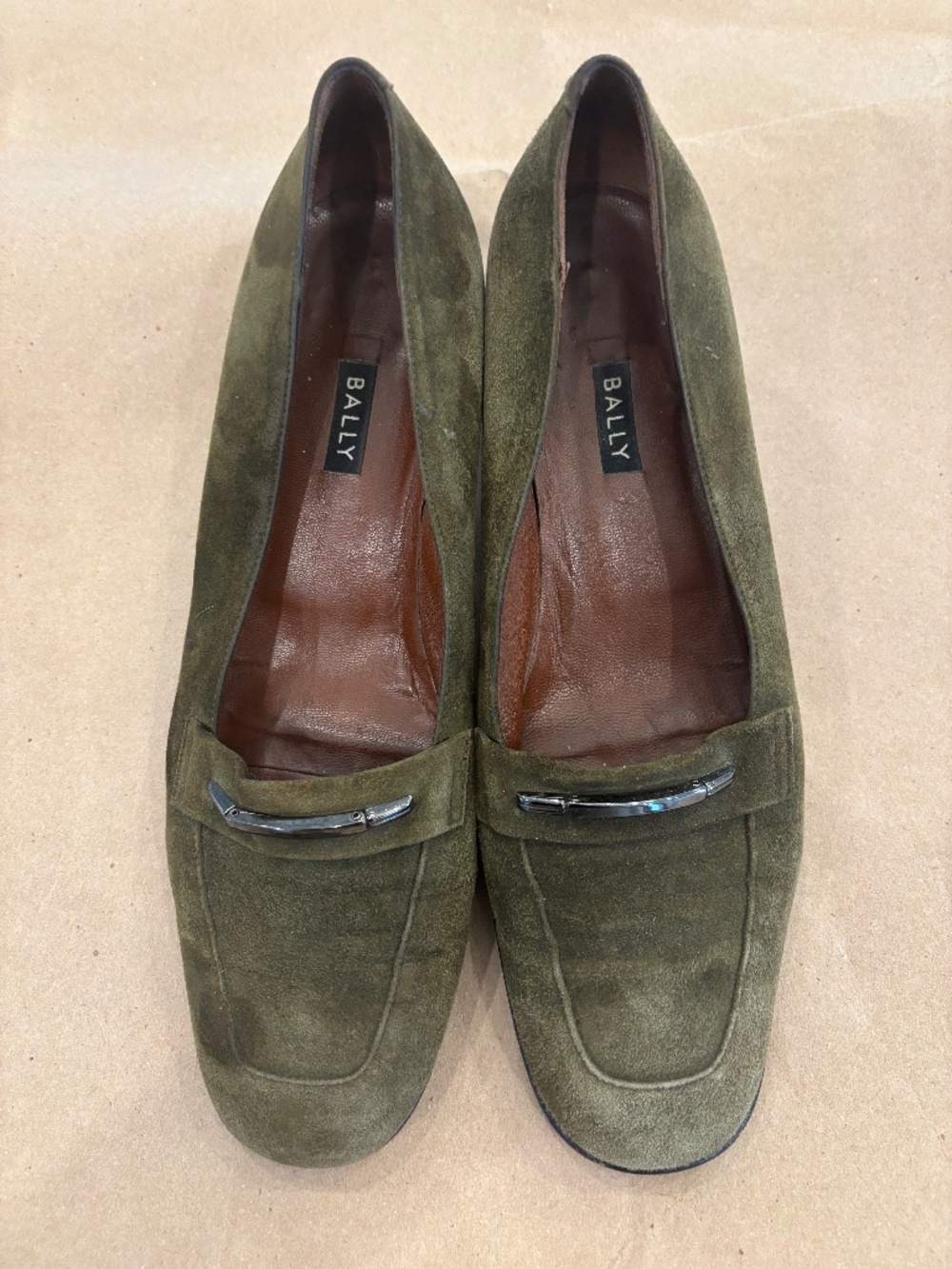 BALLY, made in Italy green suede heels
